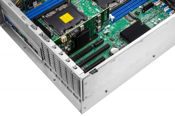 In-Win IW-RS316-07-CR800.OLE- 3U 16 Drive Server Chassis CPRS 800W Power Supply with OCULINK x 8 Backplane and SAS3 Expander