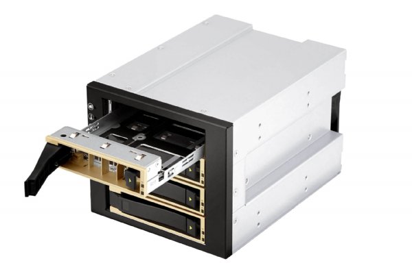 In Win SK34-07 OCcuLink Storage Drive Cage