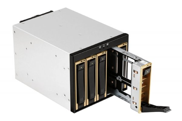 In Win SK35-07 OCcuLink Storage Drive Cage